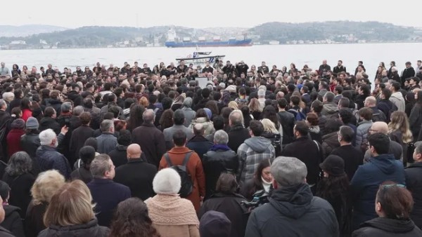 İlber Hoca'ya Son Veda! Sevenleri Yalnız Bırakmadı